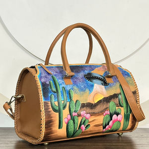 Nueva Bolsa de Viaje Grande Personalizada de Cuero Vacuno Genuino, Pintada a Mano con Diseño de Cactus, Atardecer y OVNI, Bolsa de Fin de Semana - Product Image 4
