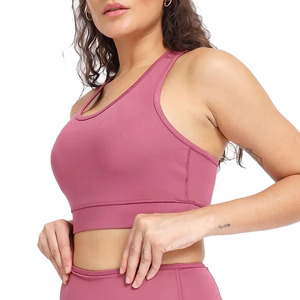 Soutien-gorge de sport sans couture avec tissu de qualité supérieure et mouvements fluides pour les passionnés de fitness - Product Image 1