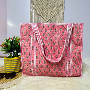 Sac fourre-tout matelassé en coton fait main, écologique, imprimé floral indien, à fermeture ouverte, réutilisable, élégant, pour le shopping ou les soirées - Product Image 4