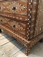 Commode de rangement moderne de luxe en os incrusté, fabriquée à la main, pour chambre et salon