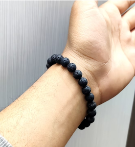 Bracelet élastique en pierre de lave noire naturelle fait à la main, perles rondes en roche volcanique, bijoux fins, vente en gros JAIPUR SILVER - Product Image 3