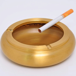Cendrier carré vintage en laiton de qualité supérieure, gravé, porte-cigarettes décoratif pour la maison, l'hôtel, le bar, la décoration extérieure de luxe - Product Image 5