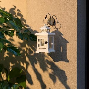 Farol Decorativo de Madera para Montar en la Pared, Portavelas Rústico Estilo Granja, Farol Colgante para Decoración Interior y Exterior - Product Image 4
