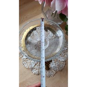 Hermosa tazón de servir de vidrio y latón que crea una presentación lujosa para incluso los platos más sencillos. - Product Image 4