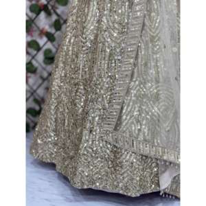 Vestidos de noche de diseñador Trabajo de bordado de hilo hermoso Lehenga Choli - Product Image 5