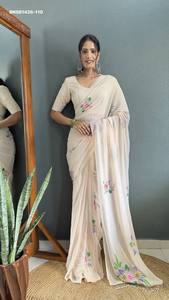Magnifique collection de saris et chemisiers en fausse soie Georgette avec motif floral et végétal imprimé à la main, fournisseur de Surat - Product Image 5
