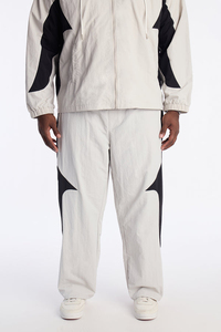 <b>Men's</b> Washed Canvas Joggers Elastic Waist Side Pockets Street Style Autumn Vintage Casual <b>Flare</b> Drawstring Closure <b>Trousers</b> - Product Image 4