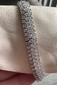 Pulsera de Diamantes Moissanite de Diseño Único, Conjunto de Piedras Brillantes, Joyería de Moda de Lujo, Elegante Accesorio para la Muñeca, Regalo para Ella y Él - Product Image 5