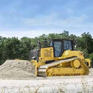 รถดันดินตีนตะขาบ Caterpillar D6R ระดับมืออาชีพ ออกแบบมาเพื่อพื้นที่ขรุขระ พร้อมระบบขับเคลื่อนไฮโดรสแตติกอัจฉริยะ - Product Image 1