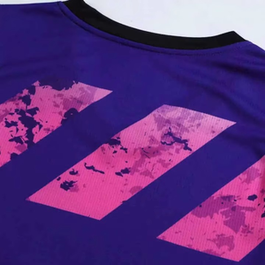 Ensemble d'uniformes de basketball personnalisés par sublimation, maillot et short géométriques violet et rose, kit d'équipe - Product Image 5