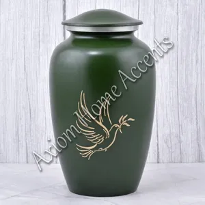 Urna Funeraria de Metal de Estilo Moderno, Hecha a Mano para Seres Queridos por Axiom Home Accents con Grabados Intrincados - Product Image 3