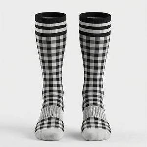 ถุงเท้าฟุตบอลสโมสรแบบกำหนดเอง ยาวเหนือเข่า ป้องกันการลื่น สำหรับผู้ชาย ทีมกีฬา ฝึกซ้อม ระบายอากาศได้ดี กระชับพอดี ปรับแต่งได้ - Product Image 1