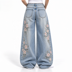 Jeans bleus pour femmes, denim délavé moyen, étiquette personnalisée pour marques de vêtements décontractés, tailles S-XL, fournisseur à faible MOQ - Product Image 2