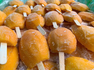 Trozos de Mango Congelados Comerciales, Pulpa Amarilla Madura Pura para Producción de Salsas y Batidos, de Vietnam - Product Image 5