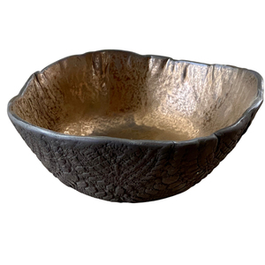 Cuencos Triples de Metal Hechos a Mano con Diseño Floral Oriental para Nueces, Bocadillos y Galletas, con Ramas de Olivo Envolventes - Product Image 6