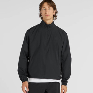 Vestes coupe-vent pour hommes, logo personnalisé OEM en gros, fermeture éclair noire, tissu nylon léger et respirant, imperméable. - Product Image 1
