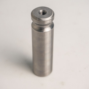 Componente de pasador de centrado roscado de metal de precisión, mecanizado por CNC, personalizado OEM AMT VIAN para maquinaria industrial - Product Image 1