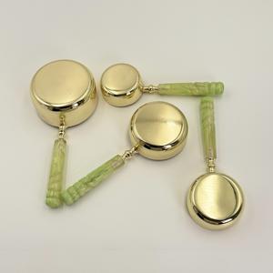 Nueva Taza Medidora de Acero Inoxidable Resistente al Calor y Ecológica, con Asa de Resina Dorada, Capacidad de 240 ml, para Hogar, Cocina y Hotel - Product Image 5