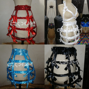 Vestido de satén blanco con volantes y conjunto de top halter, detalle de lazo coqueto, falda tipo pannier y arnés - Product Image 5