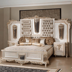 Armoire Classique de Luxe en Bois Massif, Finition Crème Ivoire, Détails Dorés, Accents en Verre, Meuble Élégant pour Appartement - Product Image 6