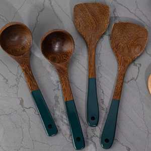 Juego de 2 piezas de servidores de ensalada de madera de teca premium, cuchara y tenedor grandes de madera hechos a mano para un servicio de mesa elegante - Product Image 3