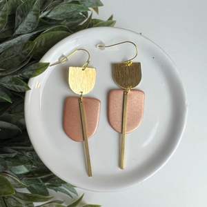 Pendientes de Resina de Diseño Hechos a Mano, Acabado de Lujo, Artesanía Artística, Estilo Moderno, Accesorios de Moda de Cristal Duraderos - Product Image 5