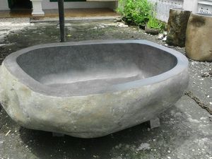 Baignoire ovale autoportante en pierre de rivière de Bali, écologique, portable, design moderne, avec jets d'air et douchette, pour villa, utilisation extérieure/intérieure - Product Image 2