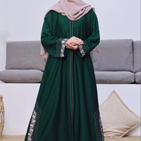 Abaya Wanita Desain Minimalis, Bahan Lembut, Busana Muslim Tradisional, Ringan, Bernapas, Anti-Statik, Panjang hingga Lantai