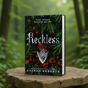 หนังสือเรื่อง "RECKLESS" โดยนักเขียนลอเรน โรเบิร์ตส์ ฉบับปกอ่อน พิมพ์แบบสั่งทำพิเศษ - Product Image 3
