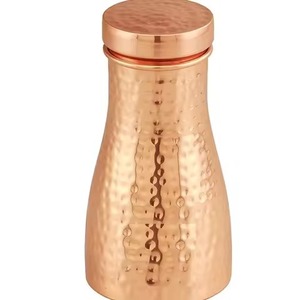 Botella de Agua de Cobre Ayurvédica de Diseño Único, 100% Cobre, Botella Simple para Viajes y Escuela - Product Image 1