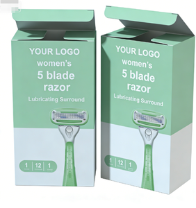 Rasoir réutilisable écologique Custom Spa Breeze, lames triples en acier inoxydable, matériaux recyclés, manche en bambou naturel pour femmes - Product Image 3