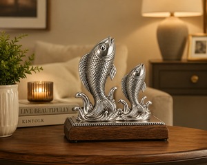 Sculpture de poisson argenté, figurine en métal aluminium faite à la main, décoration Feng Shui, décoration de table, décoration de salon - Product Image 4