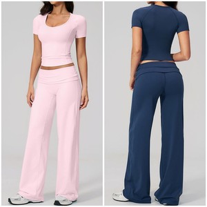 Conjunto Deportivo de 2 Piezas para Mujer, Hecho a Medida, Top de Manga Larga, Pantalones Anchos, Color Sólido, Tejido Transpirable con Malla Bordada - Product Image 3