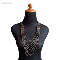 Nouveau collier de perles avec bois unique fait à la main à Bali par des artisans balinais de haute qualité