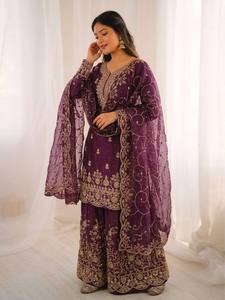 Conjunto familiar a juego de Kurti de seda GMY y Palazzo con Dupatta bordada con lentejuelas – Ropa étnica para mamá e hija - Product Image 2