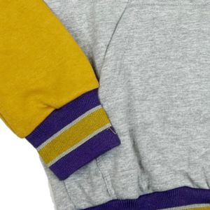 Sudadera con Capucha Morada Personalizada Premium de la Fraternidad Omega y Sudadera Color Oro Viejo con Logotipo de Chenille, Ropa Griega HBCU - Product Image 6