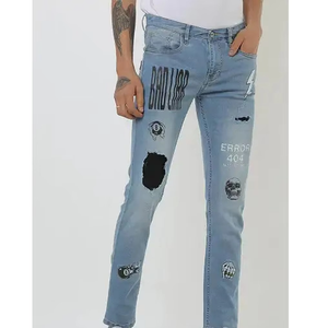 Pantalones vaqueros de hombre de mezclilla 100% algodón, lavado azul, de corte recto ajustado, cintura media, transpirables, con parche bordado, estilo urbano. - Product Image 3