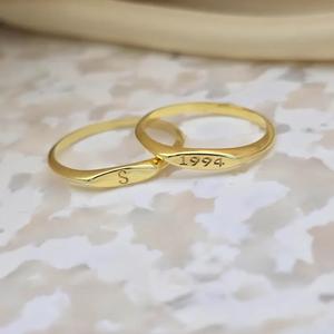 Anillo de Sello Ovalado Personalizado con Nombre, Anillo Grabado con Nombre, Regalo para el Día de la Madre/Cumpleaños para Ella/Esposa/Familiares/Amigas - Product Image 2