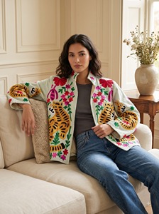 Veste d'hiver vintage en velours turquoise tricoté, brodée Suzani, matelassée, bohème, respirante, écologique, faite à la main - Product Image 3