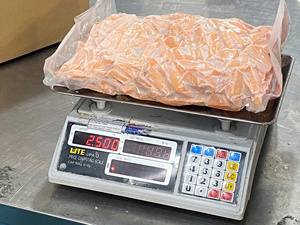 Cenoura Entera Congelada al Vapor IQF, Natural, con Piel Roja, Suministro a Granel para Servicios de Alimentación - CARYLN - Product Image 1