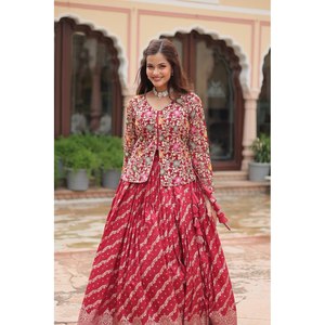 Lehenga Choli en coton rouge à imprimé numérique pour femme, idéal pour les fêtes – Hauts et jupes élégants - Product Image 6