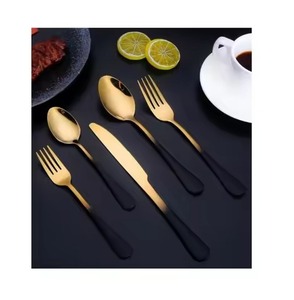 ชุดช้อนส้อมโลหะดีไซน์หรูหรา ทนทาน ใช้งานได้ยาวนาน - Product Image 1