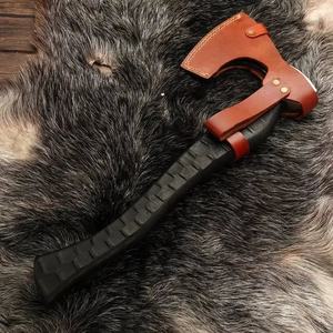 Hacha Vikinga Hecha a Mano de Acero Industrial con Alto Contenido de Carbono, Mango de Madera de Palisandro, Funda de Cuero, Personalizable, 1.5 kg, Multiusos - Product Image 3