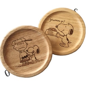 Ensemble de sous-verres en bois artisanal pour thé et café avec de jolis motifs floraux gravés, décoration de table en bois naturel, cadeau pour la maison - Product Image 3