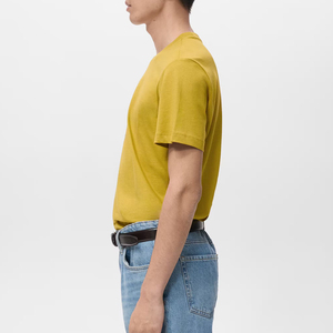 เสื้อยืดคอกลมแขนสั้นผู้ชาย สีเหลือง ผ้าฝ้าย ทรงหลวม สไตล์ลำลอง สีพื้น ผ้าฟลีซ โลโก้ด้านหน้า ระบายอากาศได้ดี เป็นมิตรกับสิ่งแวดล้อม - Product Image 6