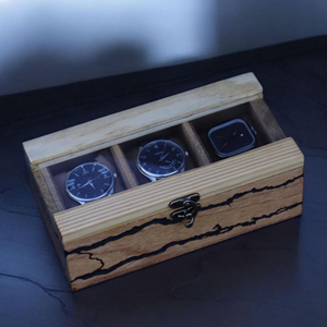 Caja de Madera para Exhibir Relojes y Joyas, Organizador de Relojes de Madera con Diseño Premium por AYAANS - Product Image 1
