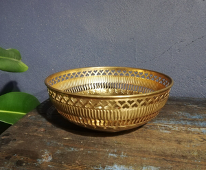 ถาดทองเหลืองโบราณลายฉลุรูปหัวใจ สำหรับตกแต่งโต๊ะกลาง ใส่ผลไม้ - Product Image 6