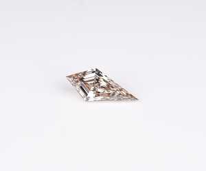 Diamant de laboratoire de 0,95 carat, 11,10 x 5,10 mm, taille cerf-volant, couleur champagne, diamant fantaisie de taille unique, créé en laboratoire, pour la création de bijoux - Product Image 1