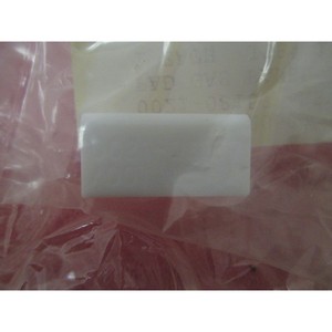 AMAT 0021-08157 แผ่นรองกันกระแทกสำหรับแผงประตูแบบแก๊ส 300M - อุปกรณ์และอะไหล่เซมิคอนดักเตอร์ระดับโลกที่เชื่อถือได้ - Product Image 3