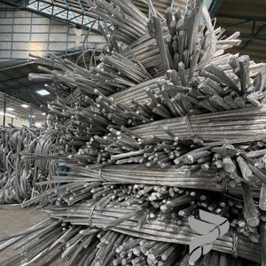 Fil d'aluminium blanc pur à 99,99 % de qualité supérieure, provenant de ferraille, pour fusion industrielle et raffinage, propre et recyclable, stock disponible, MOQ 10 tonnes - Product Image 3